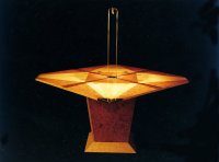 chameleon_dining_table_3_200x.jpg (4375 bytes)