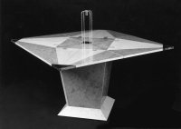 chameleon_dining_table_mono_200x.jpg (3995 bytes)