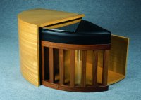 chameleon_low_table_3_x200.jpg (6956 bytes)