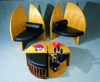 chameleon_side_table_1_200x.jpg (10601 bytes)